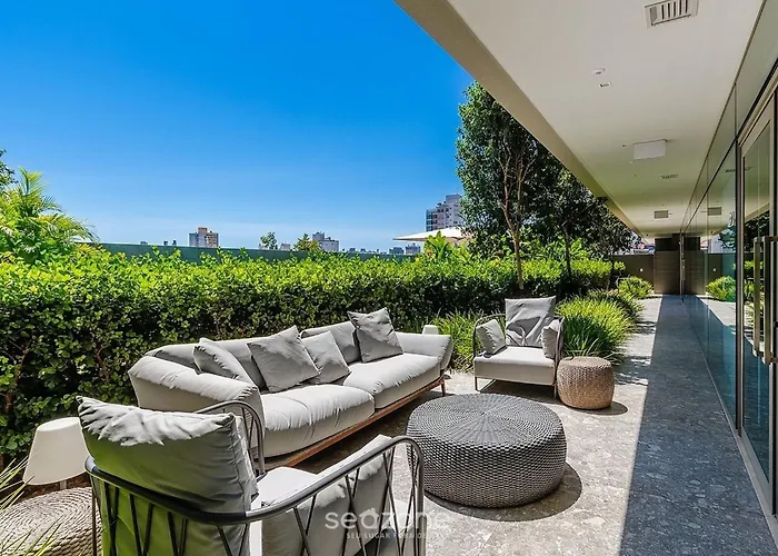 Apartamento Apto. Em Cond. C/ Piscina Air1715
